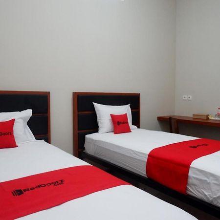 Reddoorz Near Kampus Ump Purwokerto 2 Ξενοδοχείο Sumbang Εξωτερικό φωτογραφία