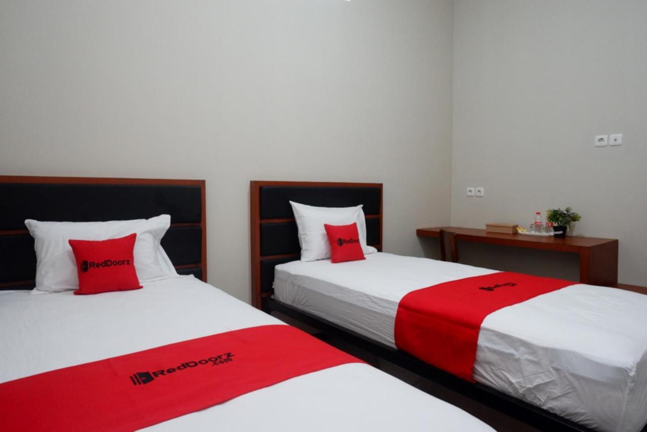 Reddoorz Near Kampus Ump Purwokerto 2 Ξενοδοχείο Sumbang Εξωτερικό φωτογραφία
