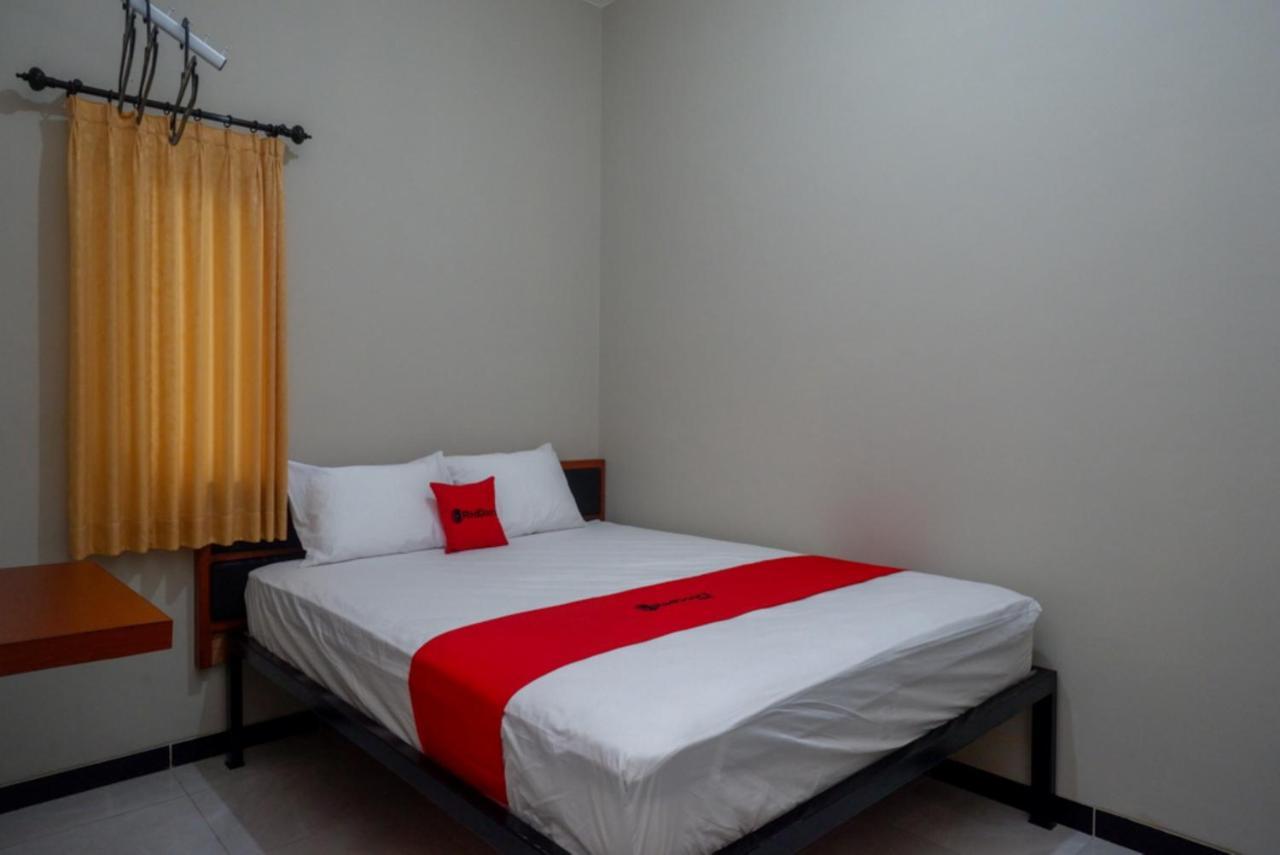 Reddoorz Near Kampus Ump Purwokerto 2 Ξενοδοχείο Sumbang Εξωτερικό φωτογραφία
