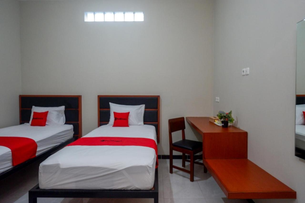 Reddoorz Near Kampus Ump Purwokerto 2 Ξενοδοχείο Sumbang Εξωτερικό φωτογραφία
