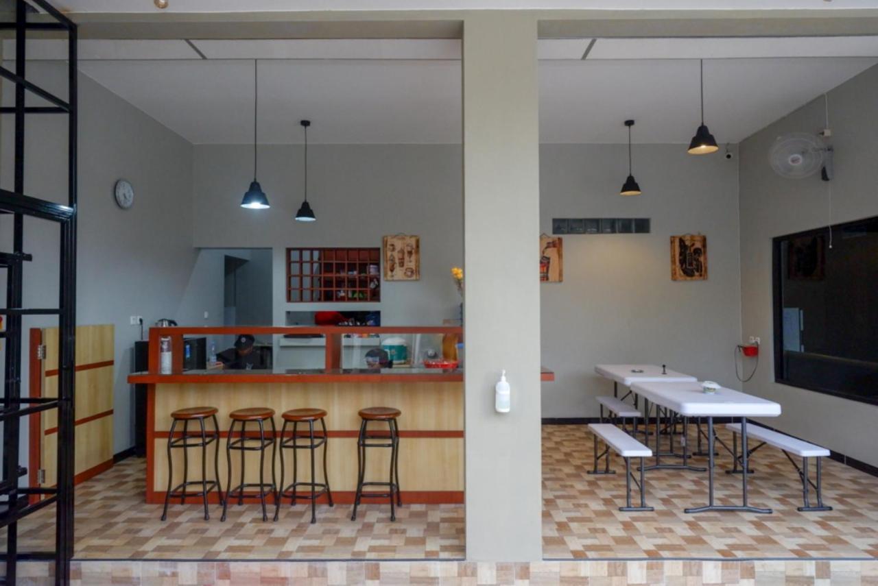 Reddoorz Near Kampus Ump Purwokerto 2 Ξενοδοχείο Sumbang Εξωτερικό φωτογραφία