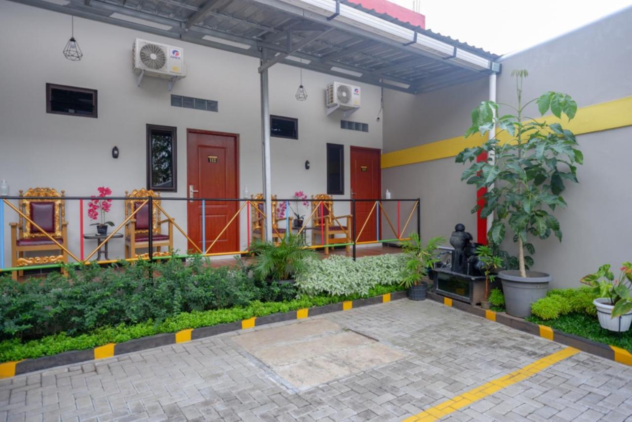 Reddoorz Near Kampus Ump Purwokerto 2 Ξενοδοχείο Sumbang Εξωτερικό φωτογραφία