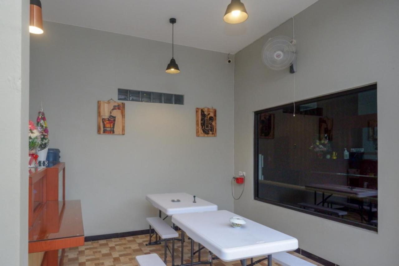 Reddoorz Near Kampus Ump Purwokerto 2 Ξενοδοχείο Sumbang Εξωτερικό φωτογραφία